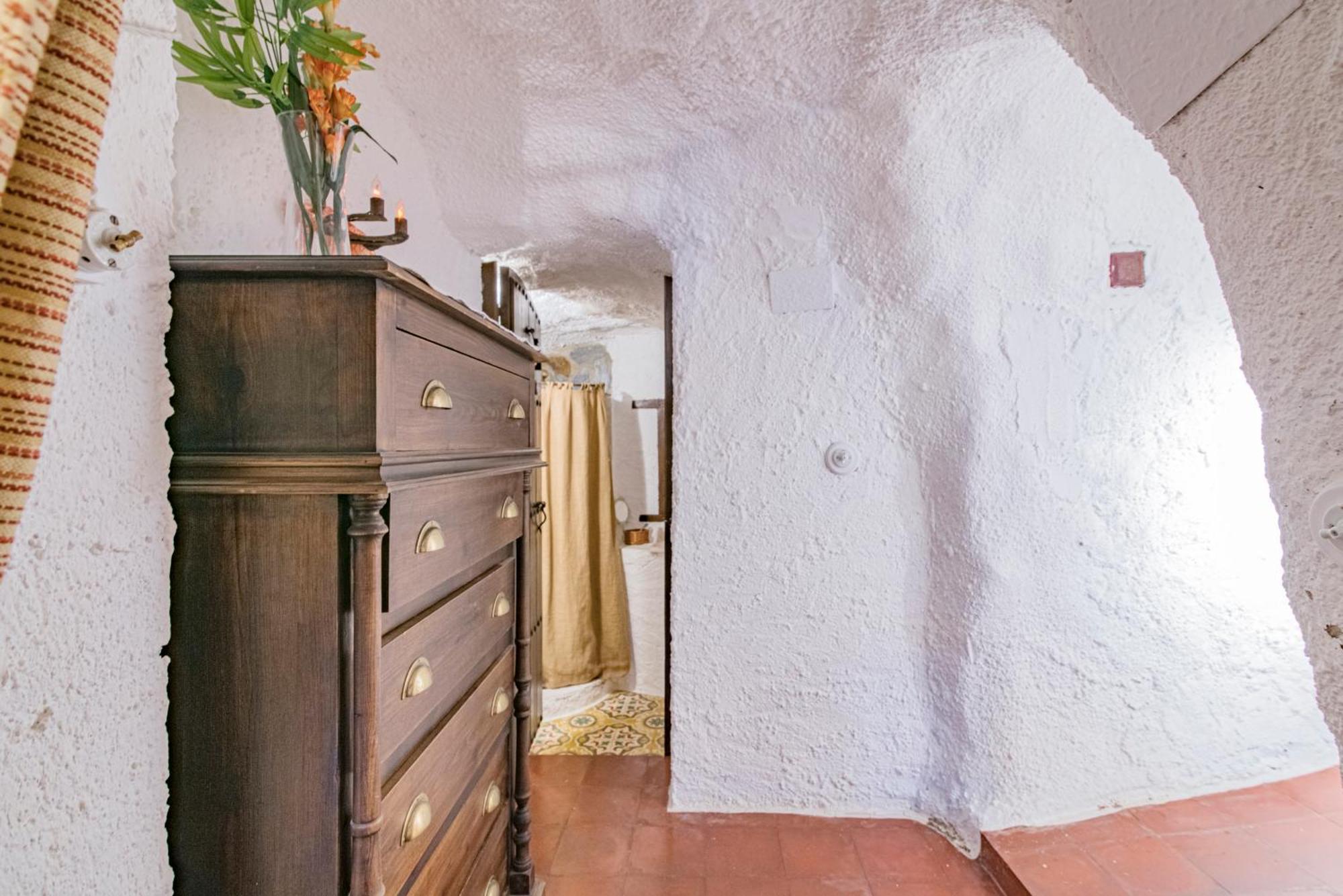 Cueva D'antonio Apartment *